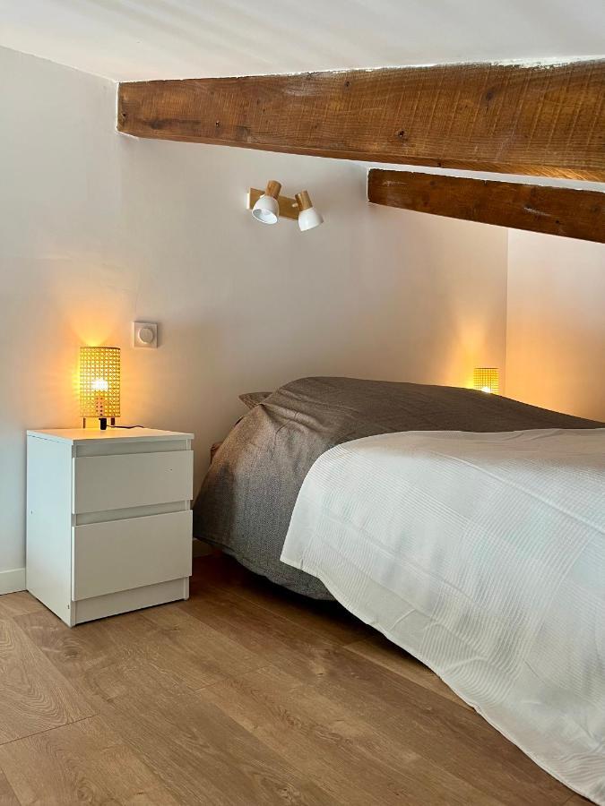 Maisonnette Avec Petite Foret Valréas Eksteriør bilde